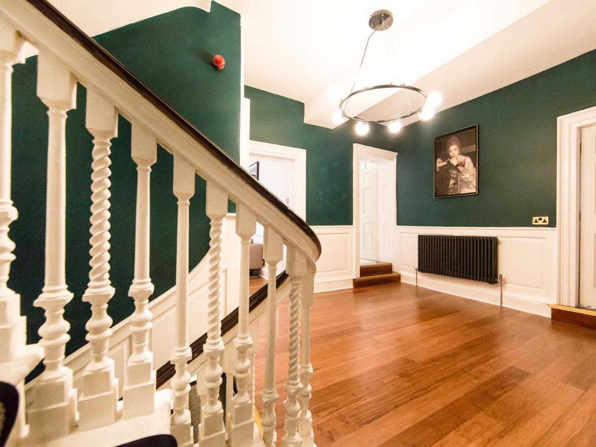 Maison Parfaite Yo1 - Exquisite 400 Year Old, City Centre Townhouse Йорк Екстер'єр фото