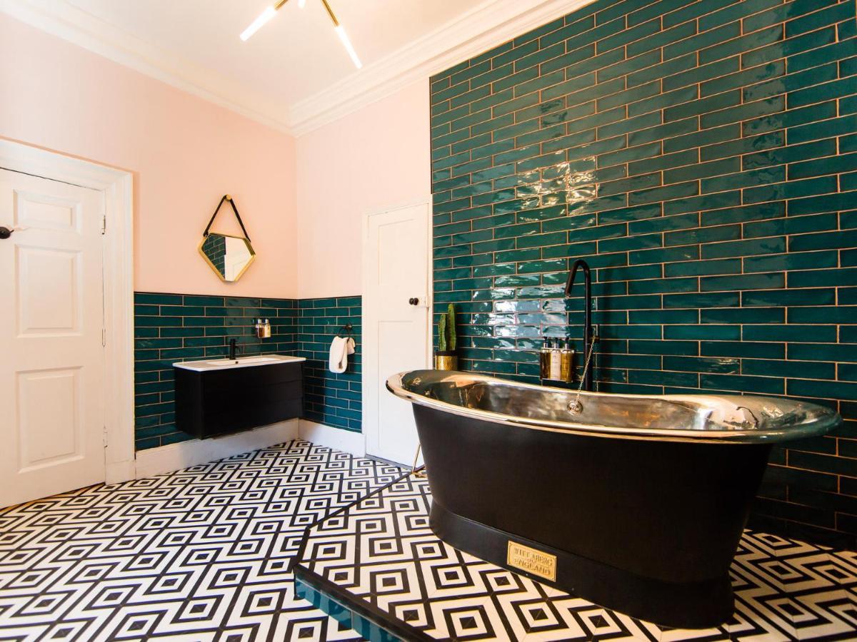 Maison Parfaite Yo1 - Exquisite 400 Year Old, City Centre Townhouse Йорк Екстер'єр фото